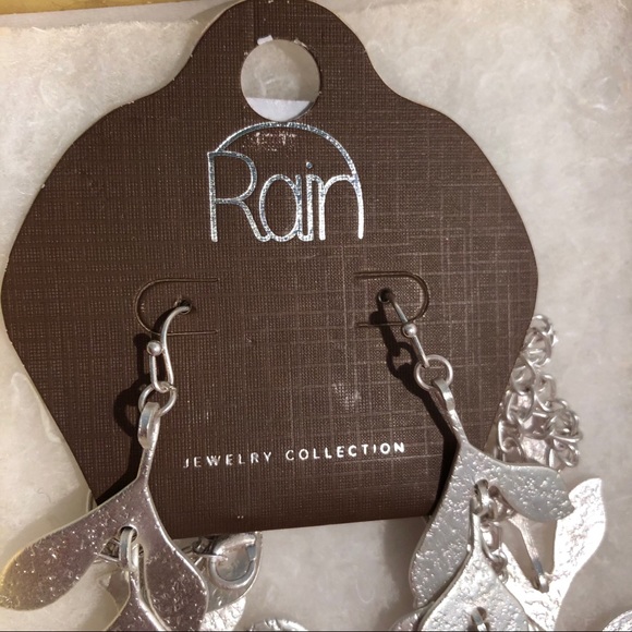 Necklace and Earring Set - Picture 2 of 6